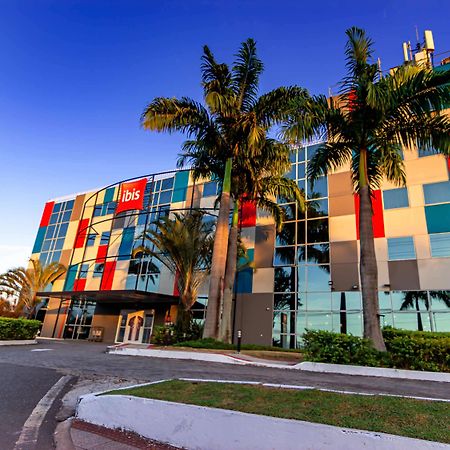 Ibis Vitoria Aeroporto Hotel Exterior photo